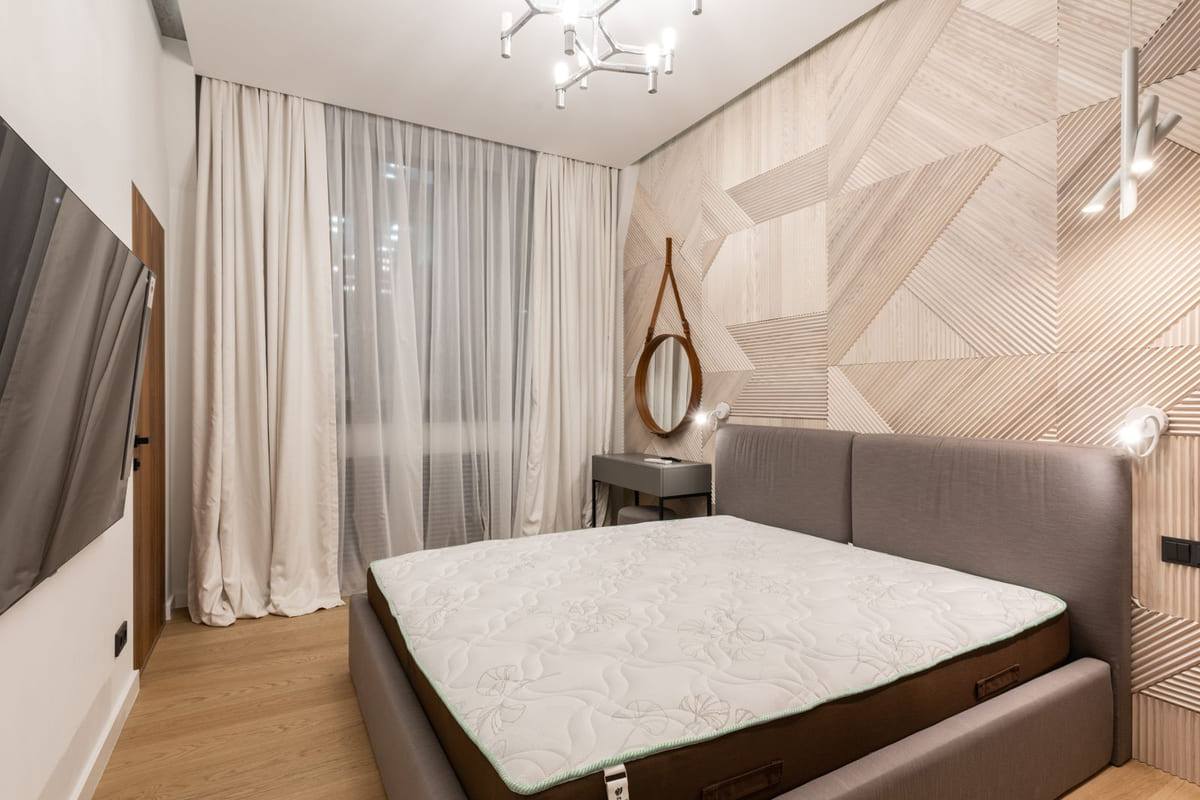 ผ้าปูที่นอนรัดมุมกับแบบธรรมดา: เลือกแบบไหนให้นอนหลับสบายไร้กังวล