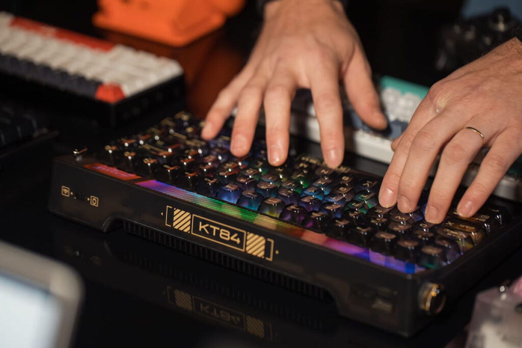 เลย์เอาต์คีย์บอร์ด: Full-size, TKL, 75%, 60% ต่างกันตรงไหน – เมื่อพื้นที่โต๊ะทำงานไม่ใช่แค่เรื่องรสนิยม